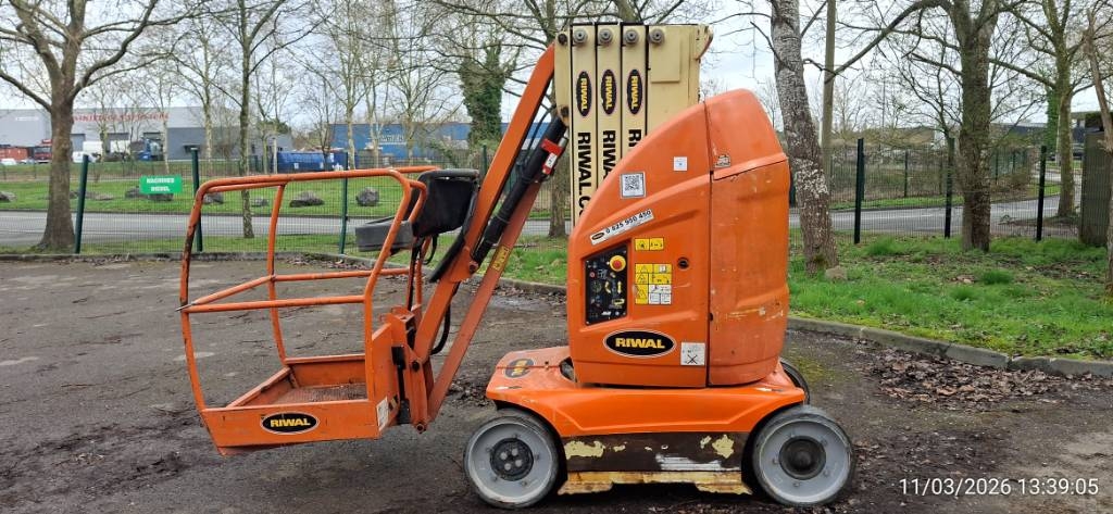 JLG Toucan 10 E