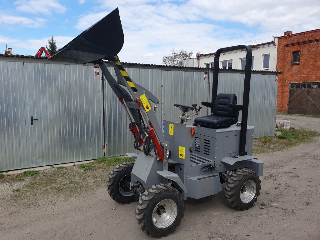Michael loader NM-904