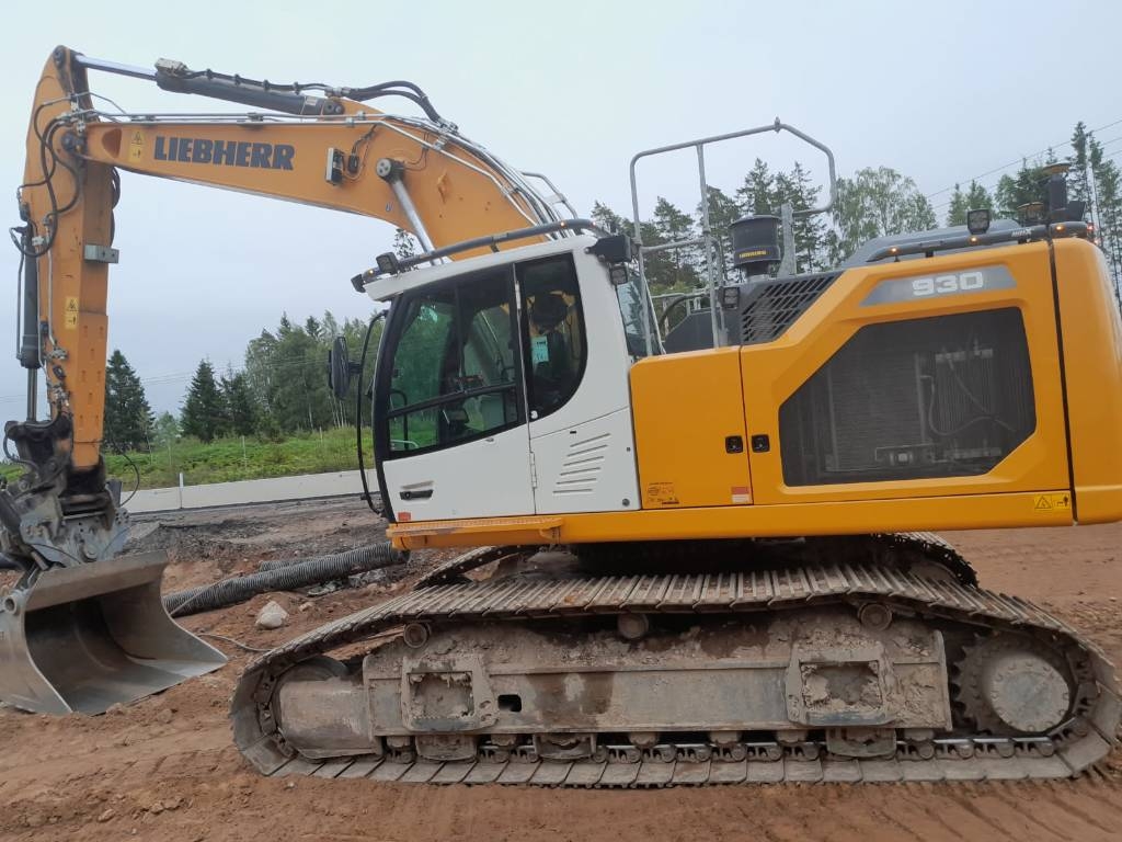 Liebherr R 930 G8