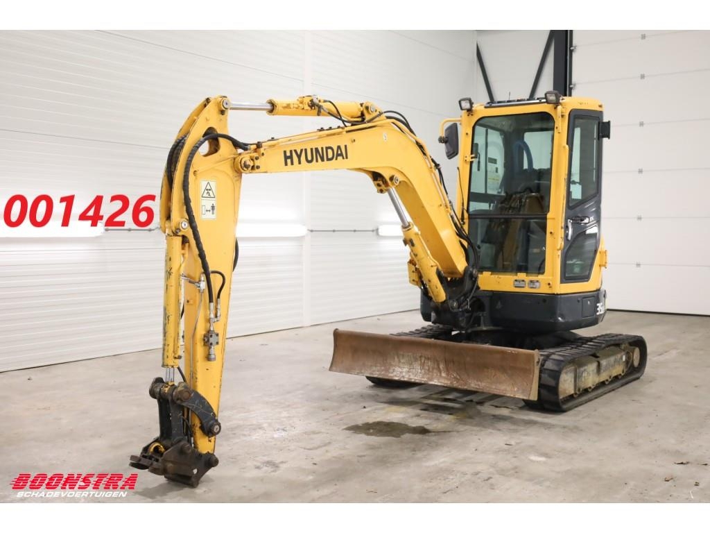 Mini-pelle Hyundai Robex 35-Z-9 BY 2016 3.572 Uur — occasion 2016, 3 572 h