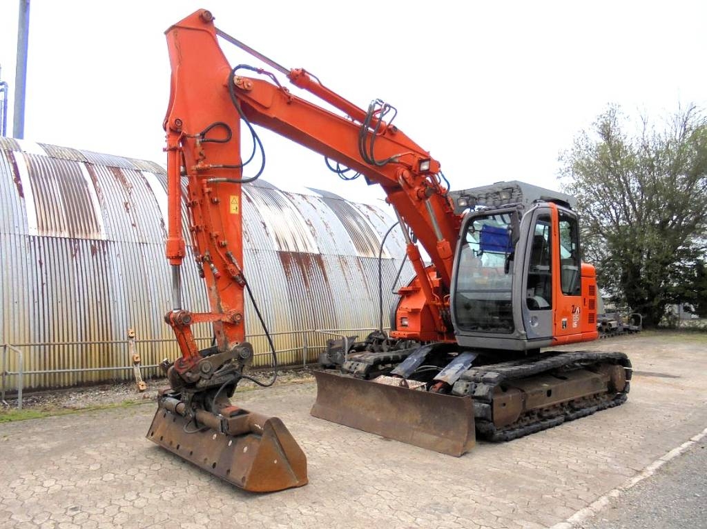 Pelle sur chenilles Hitachi ZX 135 US — occasion 2008, 8 271 h