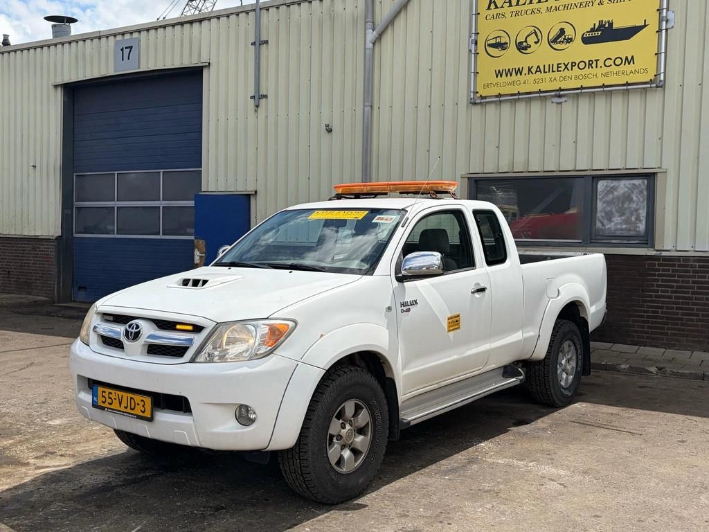 Toyota Hilux D.4D - 4x4 - Manual Gearbox - Power Windows