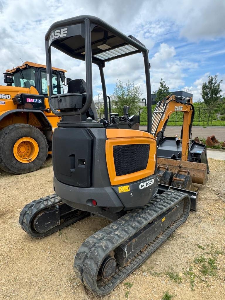 CASE CX 25 D