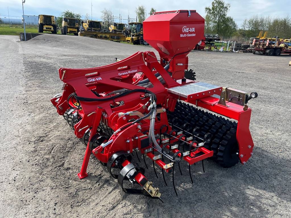 He-Va Grass-Roller