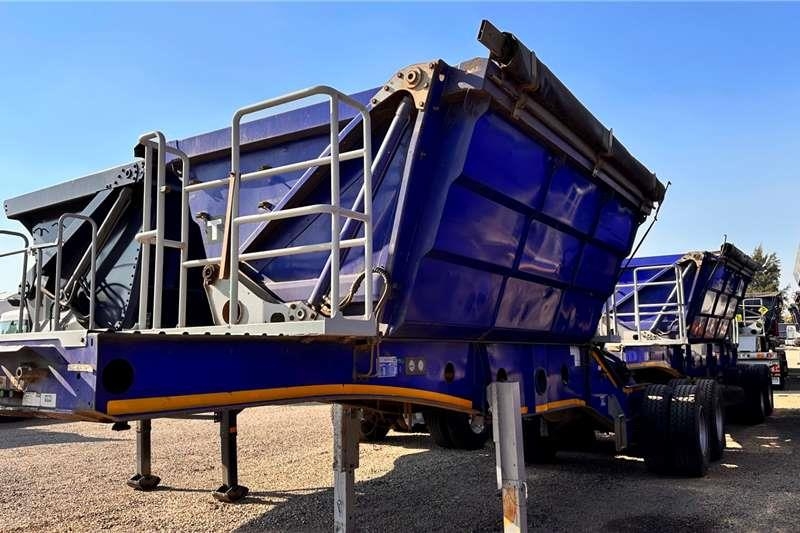 Afrit 18mÂ³ Interlink Side Tipper Trailer