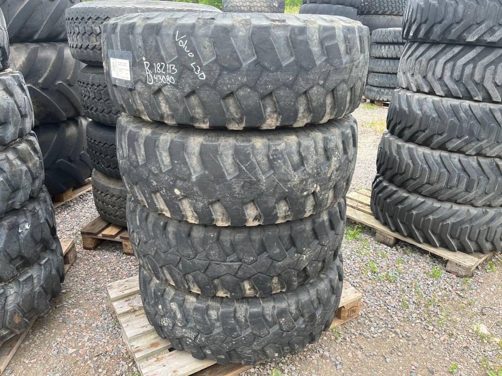 Michelin 335/80-20 till Volvo L30 Zettelmeyer