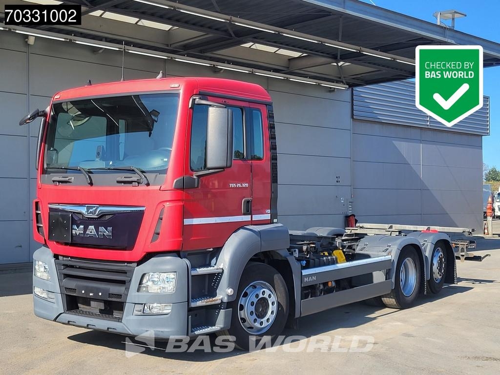 Camion à bras hydraulique MAN TGS 26.320 6X2 ADR BDF Lift-lenk Asche Automatic E — occasion 2017