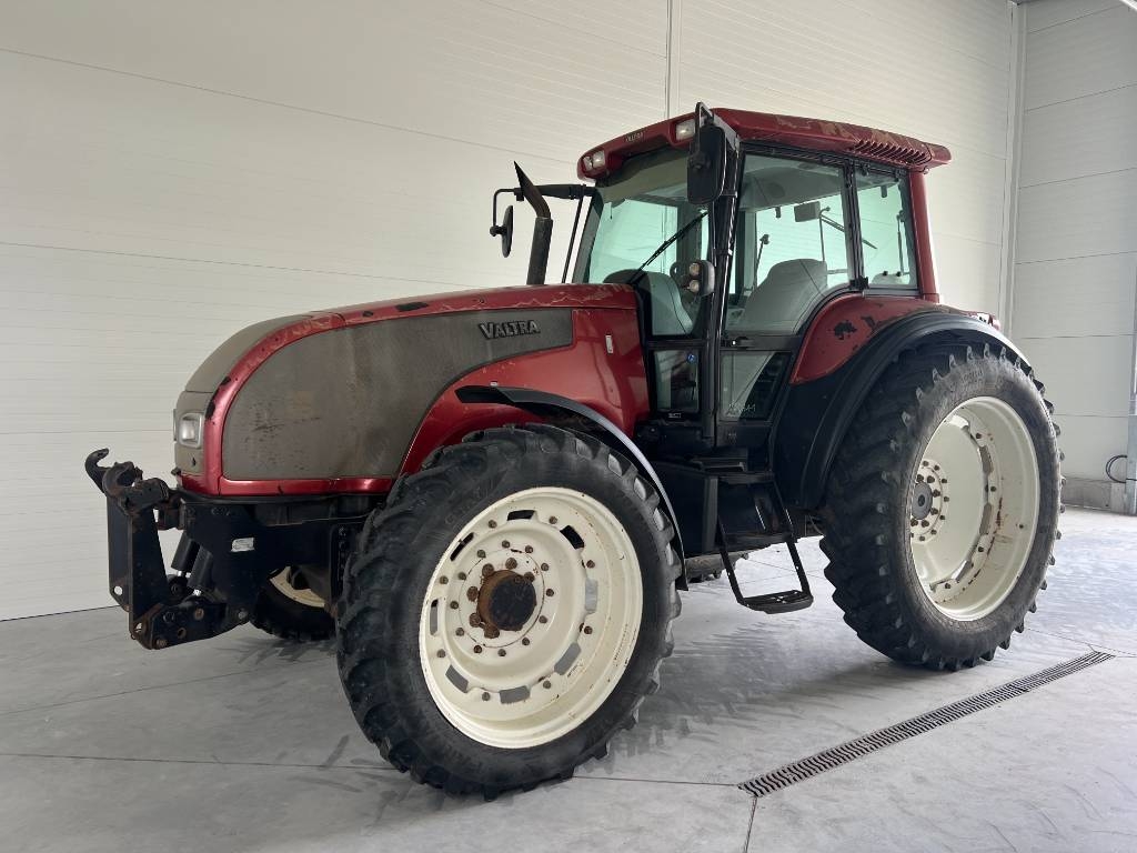Valtra T 120