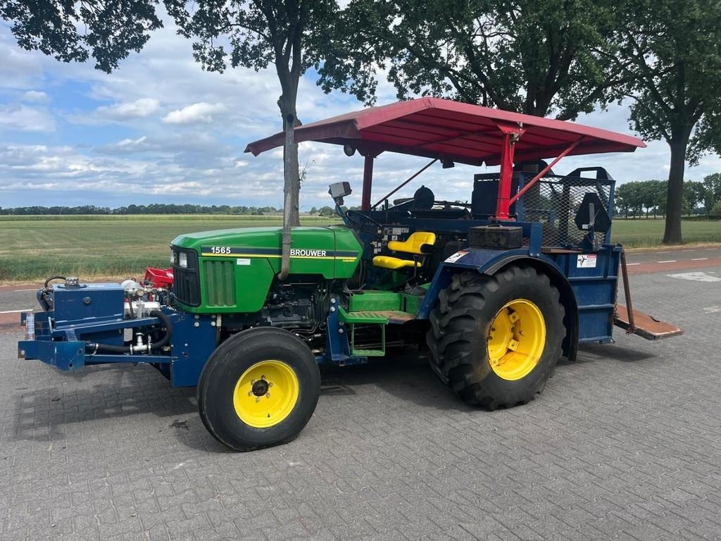 Brouwer 1565 sod harvester Rollmax 2400