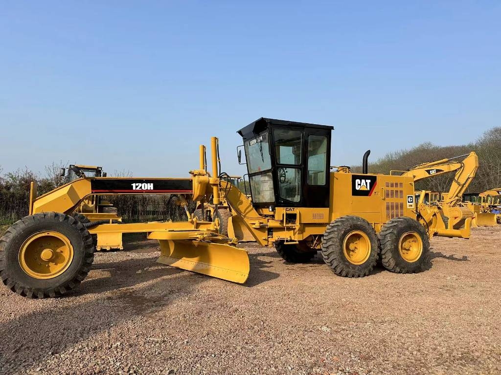 CAT 120H