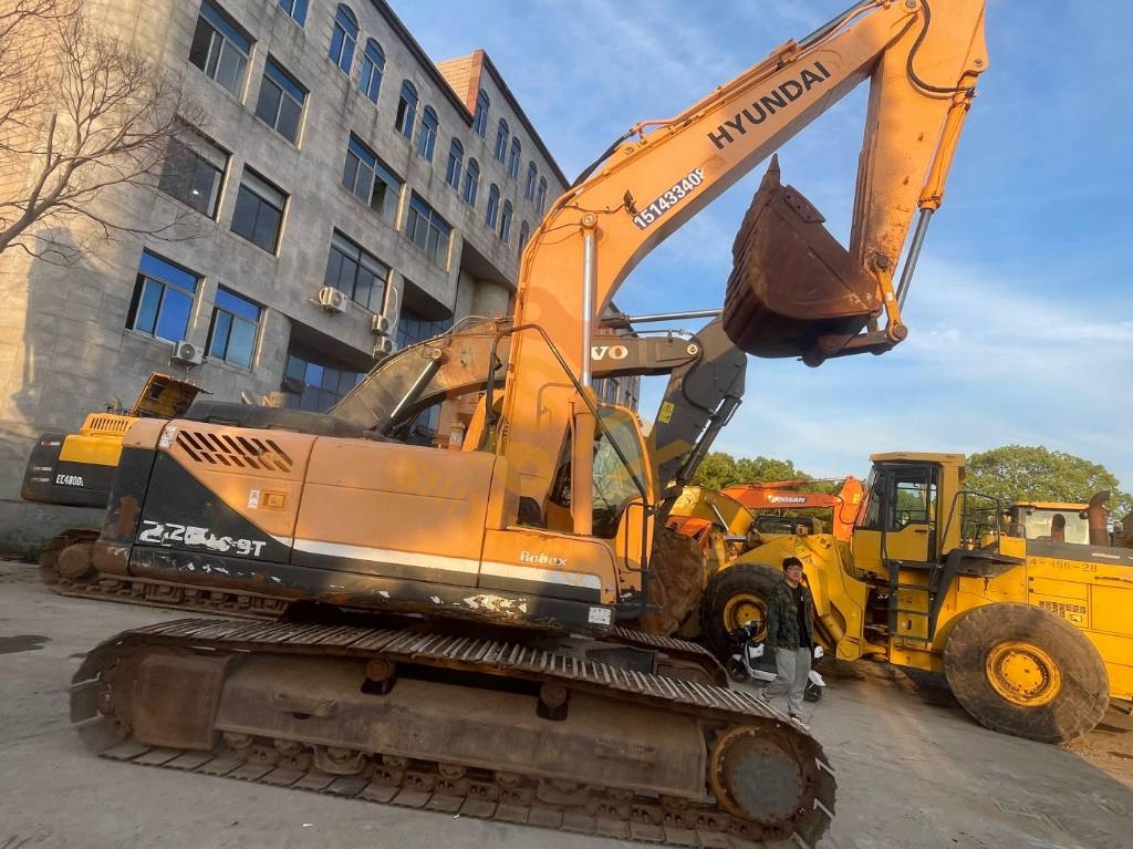 Hyundai 225-9t