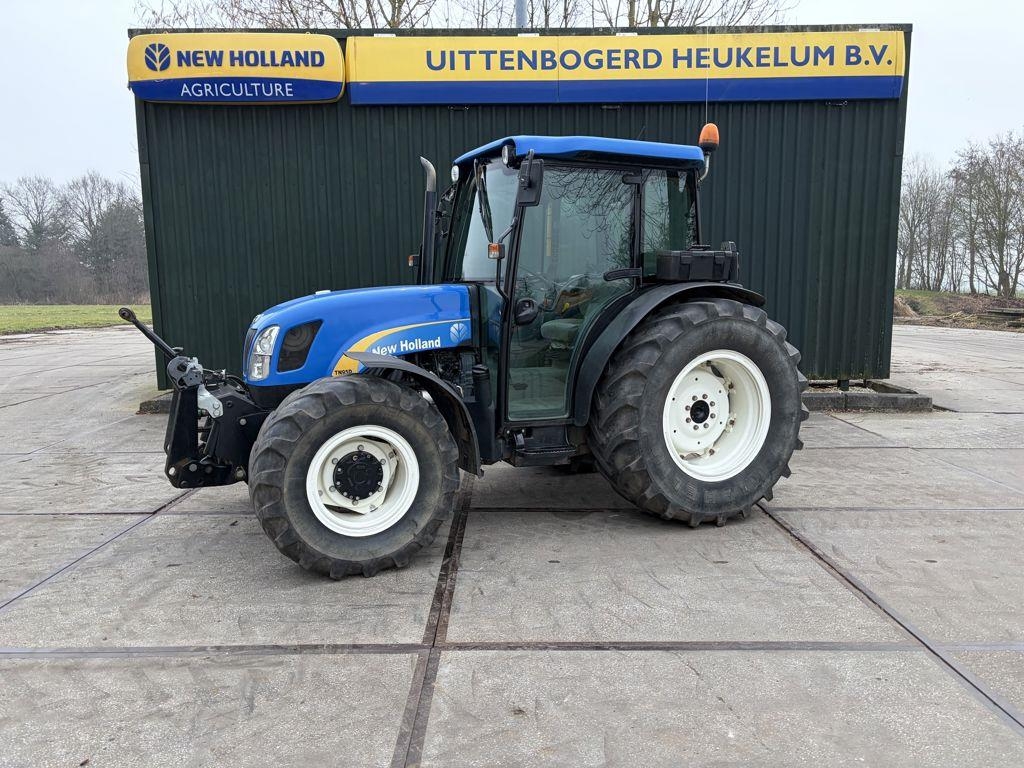 New Holland TN95DA