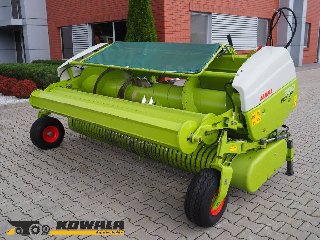 CLAAS Pick Up 300 HD Profi