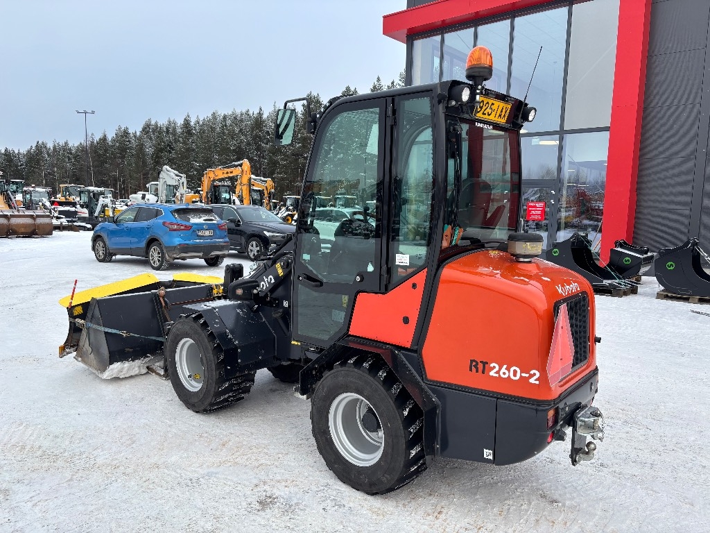Kubota RT 260-2 / Plūgas, Kaušas, Noragai, Kaip naujas! kuva 3