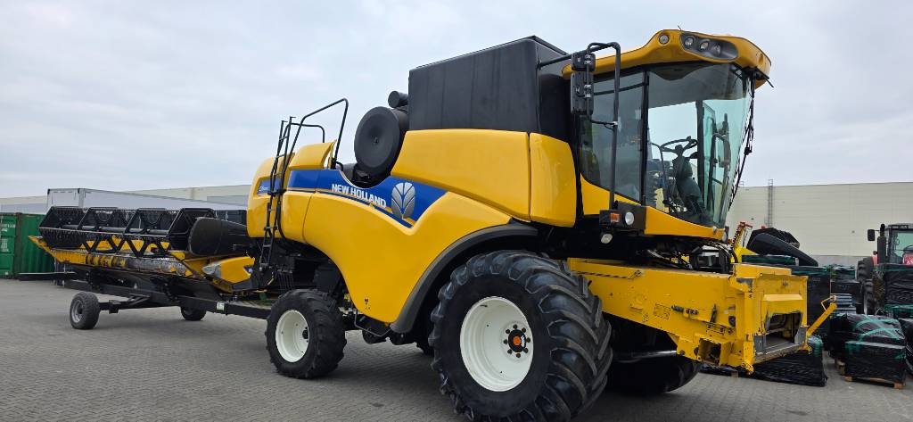 New Holland CX 5080