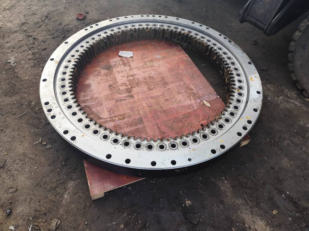 CAT 374 F