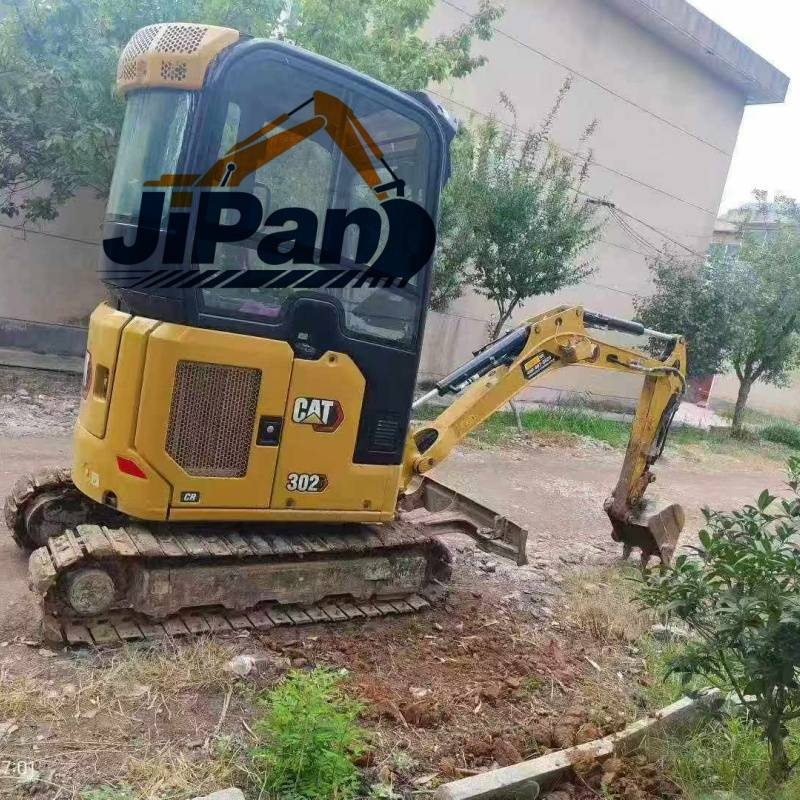 CAT 302