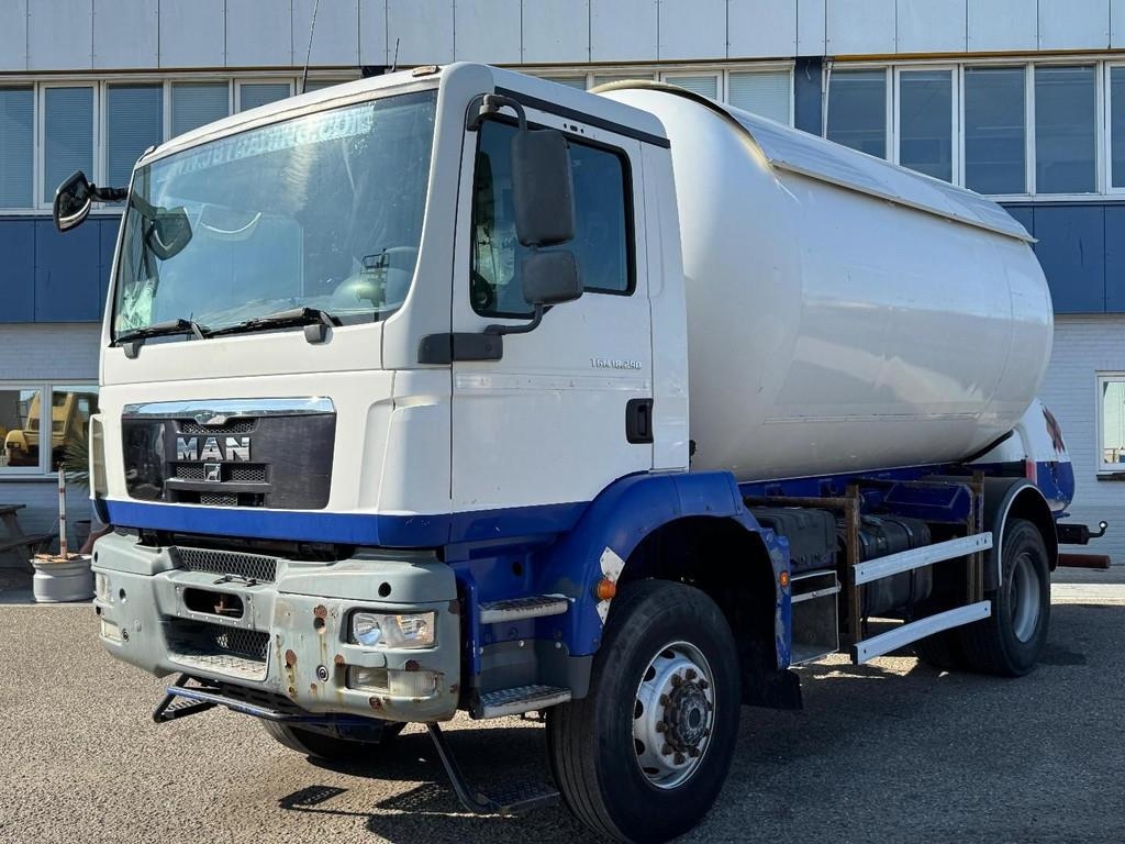 MAN TGM 18.290 4X4 EURO 5 + ADR TANK 17.506 LITER