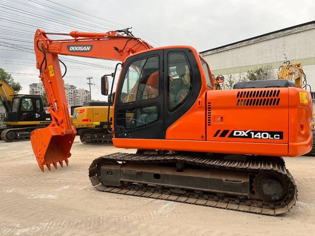 Doosan DX 140 LC