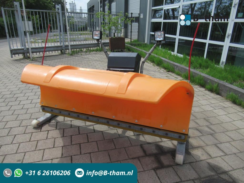 Dameuse Nido Schmidt SNK21 12V Hydro Unit 210CM Sneeuwploeg Sch — occasion 2007