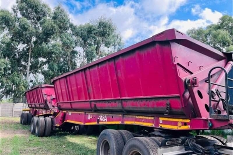 Top Trailer 40M3 LINK SIDE TIPPER TRAILER