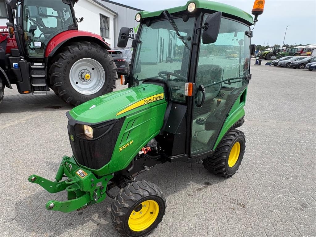John Deere 1026 R