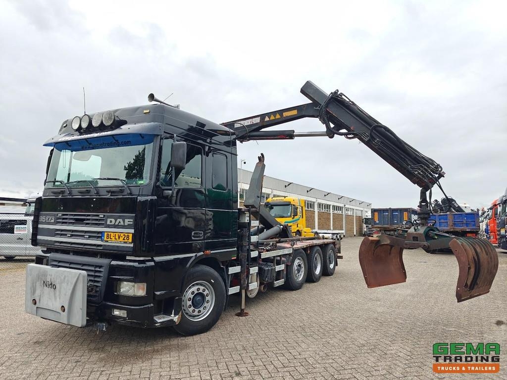 DAF AK48XS XF95.530 8x2/4 SpaceCab Euro3 - 30T Hook Ar