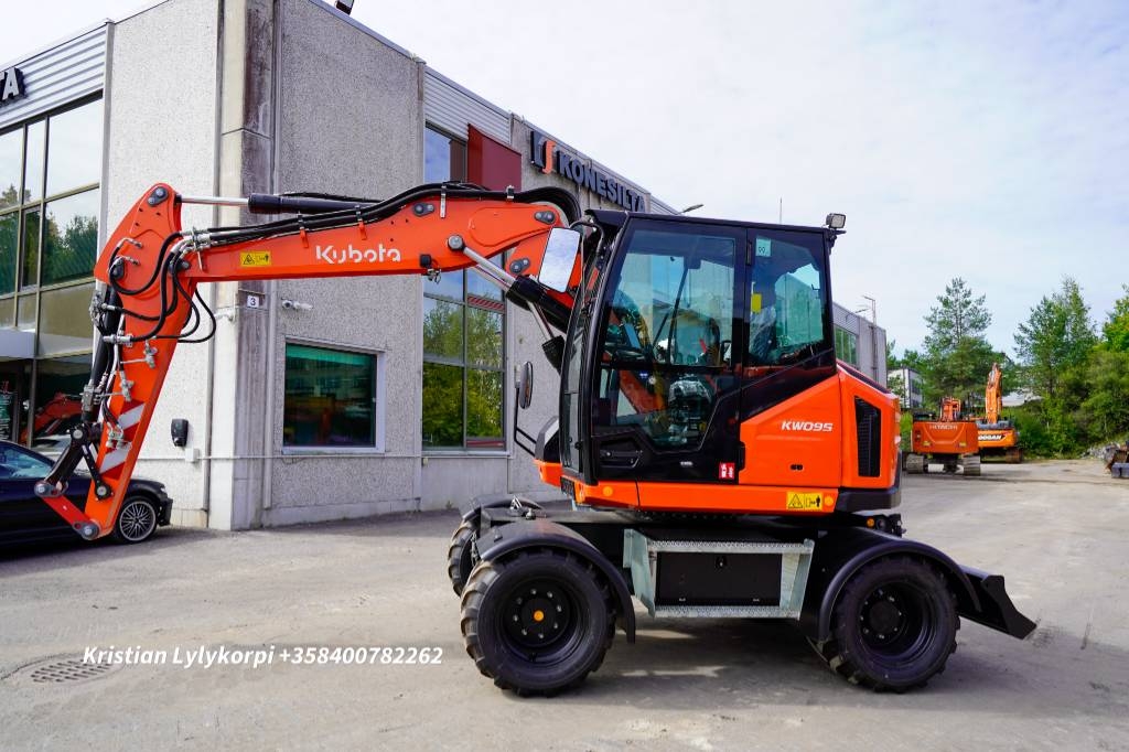 Pelle sur pneus Kubota KW095 — occasion 2026, 5 h