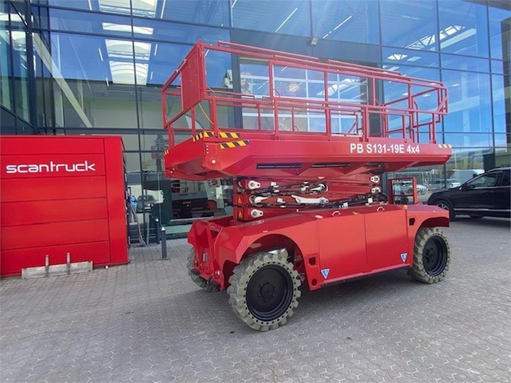 PB Platforms S131-19E 4X4