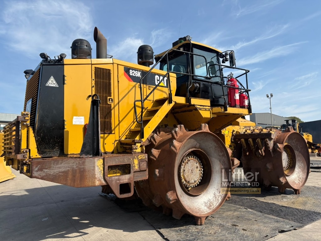 CAT 826K
