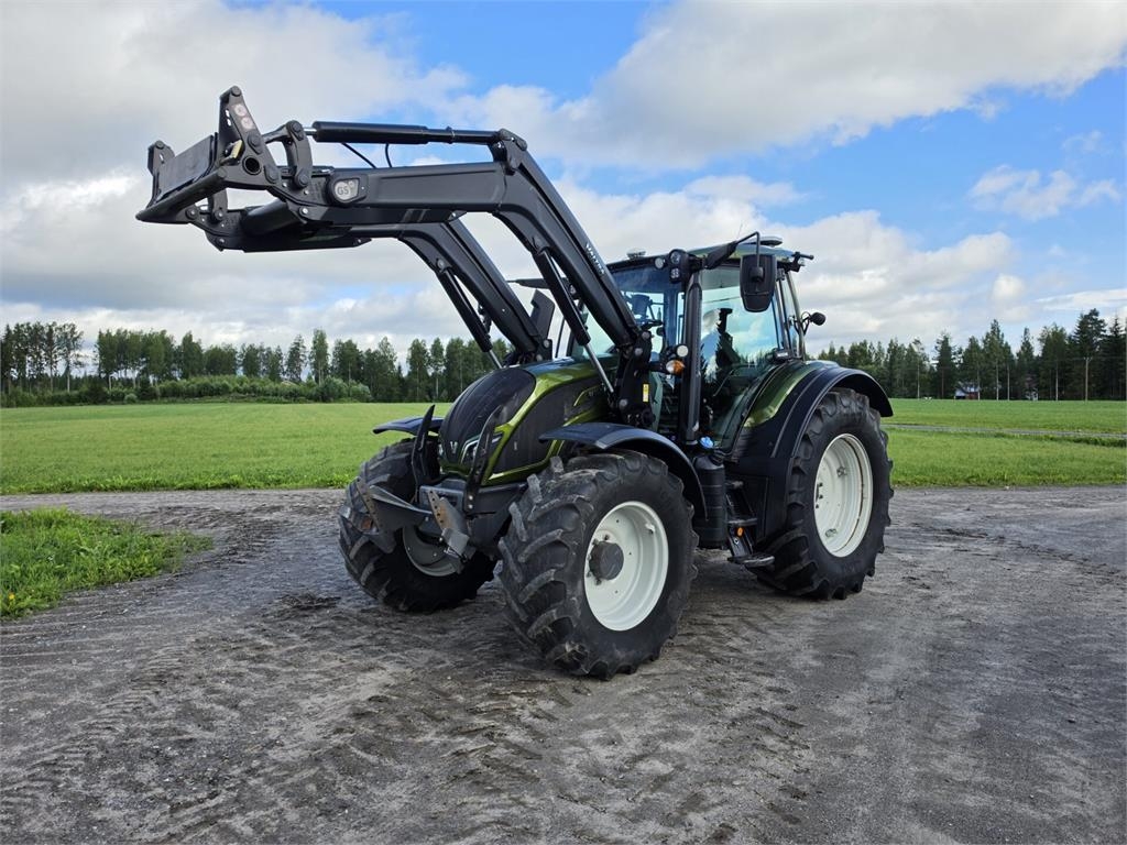 Valtra N174 Versu