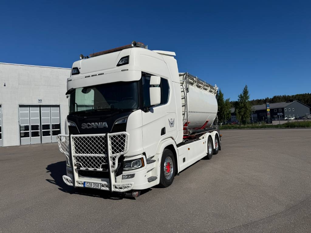 Scania R650 6X2
