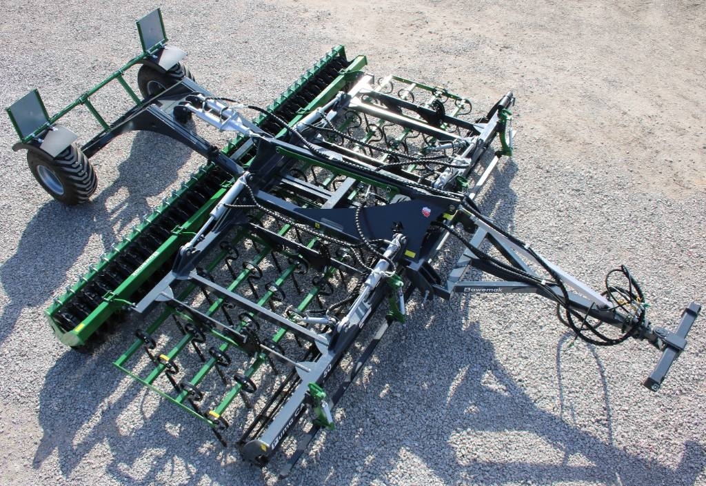 Awemak Puma CA 40
