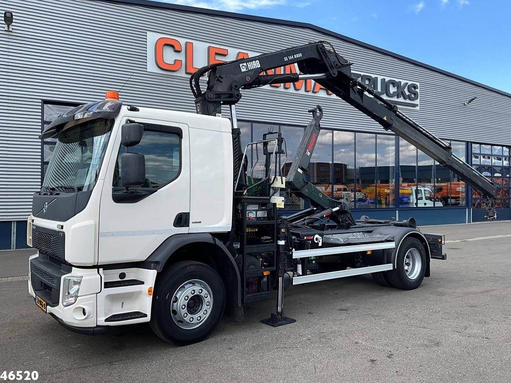 Volvo FE 250 Euro 6 Hiab 14 Tonmeter laadkraan Just 170.