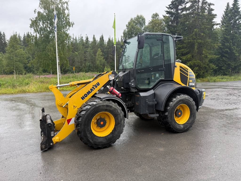 Komatsu WA 100 M-8