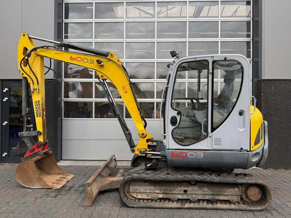 Mini-pelle Wacker Neuson 6003RD — occasion 2010, 3 568 h