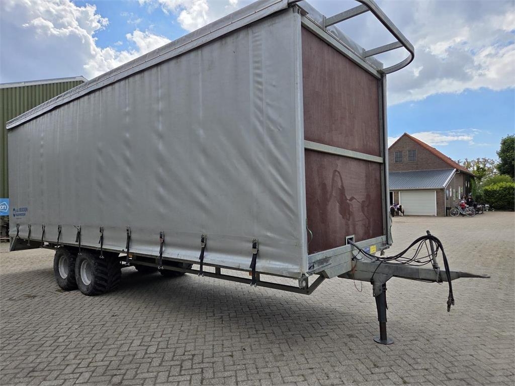 Onbekend VD Beucken oogstwagen