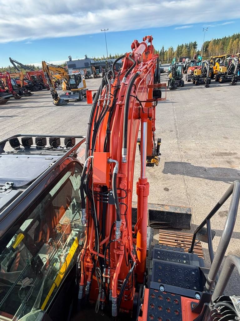 Hitachi ZX 130-6 / Engcon, Мастило, Нагрівач kuva 17