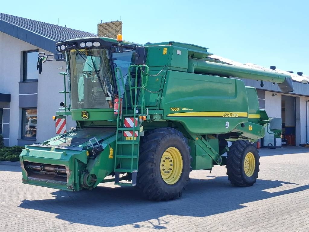 John Deere T 660 i