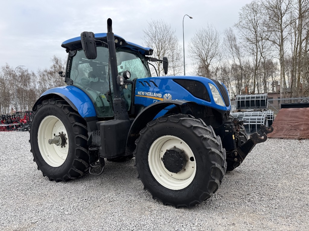 New Holland T7.260