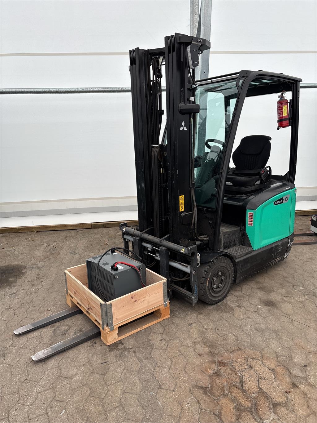 Mitsubishi FB16CN2T