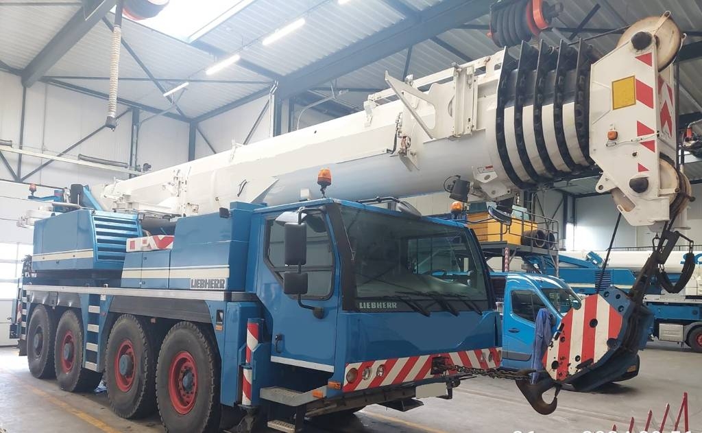 Liebherr LTM 1090-4.1