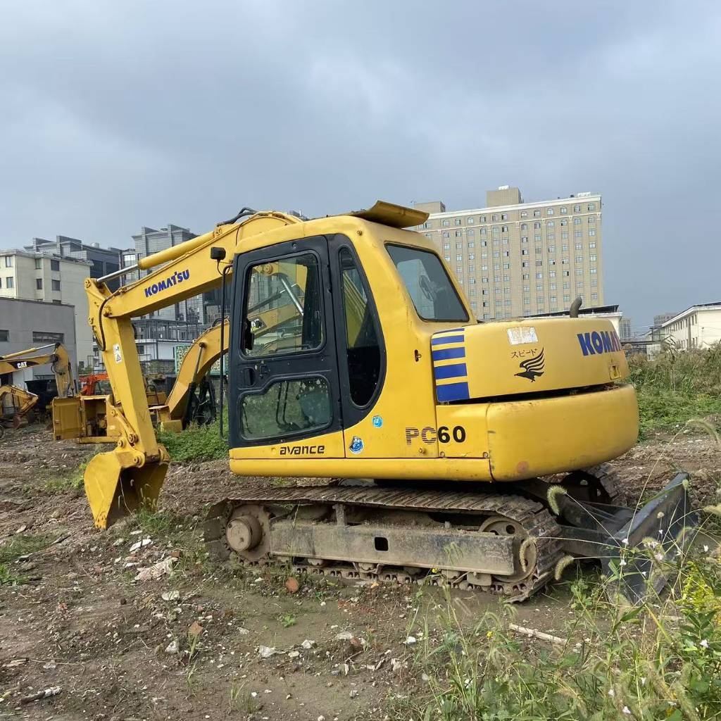 Pelle sur chenilles Komatsu PC60-7 — occasion 2018, 1 000 h