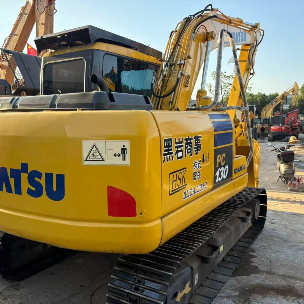 Komatsu PC 130