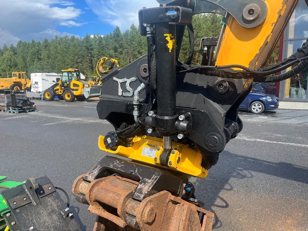 Hyundai Robex 140 LCM-9 / Engcon, Harvesteri, Uudet ketjut kuva 8