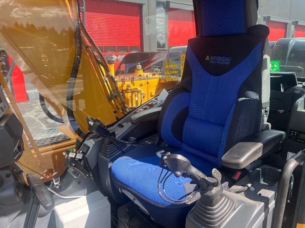 Hyundai Robex 140 LCM-9 / Engcon, Harvesteri, Uudet ketjut kuva 18