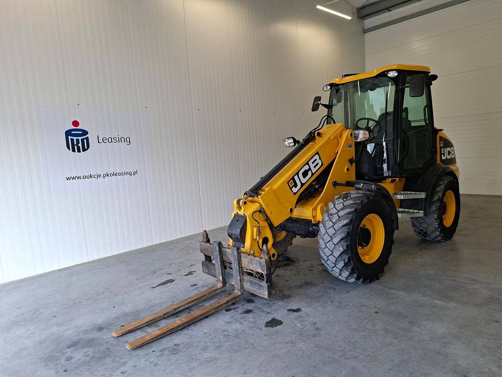 JCB TM 220