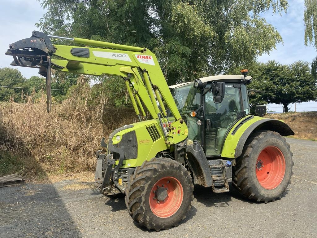 CLAAS ARION 440 TOIT HAUT