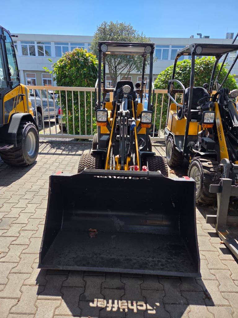 Chargeuse sur pneus Schäffer 1422 — occasion 2024, 2 h