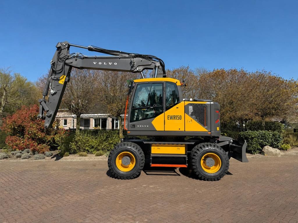 Pelle sur pneus Volvo EWR150 F - UNUSED — occasion 2026, 1 h